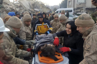 26912_turkey_syria_earthquake_photo_gallery_42053 77059c21cd514ce080a0c515cab004eb 640x420.jpg