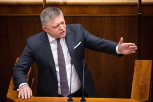 27170_robert fico 1 640x420.jpg