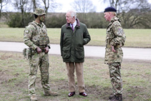 27369_britain_royals_49844 34cbe3a6ed4c4f1d92baafc63abee982 640x420.jpg