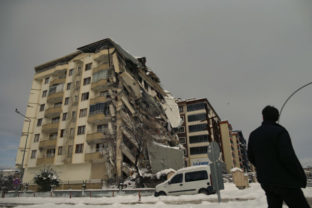 27704_turkey_syria_earthquake_62798 95e493887d69468592d2f42b9fe8e7c9 640x420.jpg