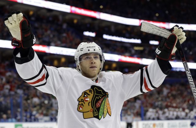27804_patrick kane chicago blackhawks 640x420.jpg