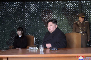 28241_north_korea_koreas_tensions_13462 640x420.jpg