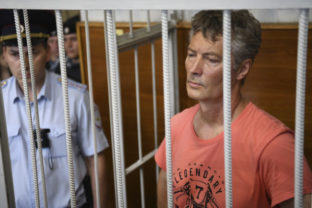 28478_russia_ex mayor_arrested_56065 640x420.jpg