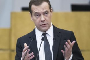 28866_russia_medvedev_25556 fc546f03fbae41388dbea98dde7d06f8 640x420.jpg