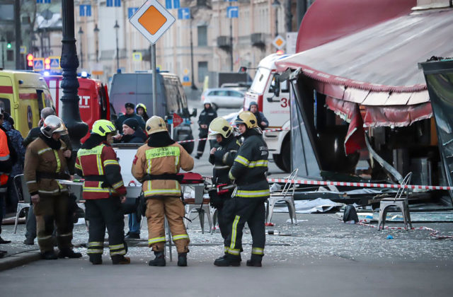 29262_russia_cafe_explosion_67676 640x420.jpg