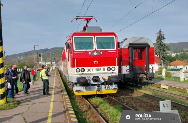 30004_tragicka nehoda vlak bratislava vinohrady 640x420.jpg