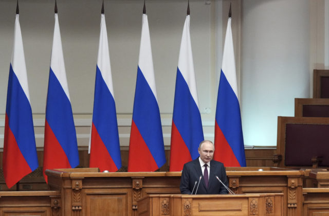 30419_russia_putin_43067 640x420.jpg