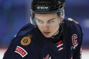30847_top_prospects_hockey_16365 640x420.jpg