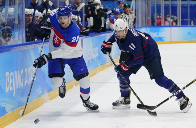30862_beijing_olympics_ice_hockey_17809 ab1689b185a64f1eb0748f53c4cf9ef6 640x420.jpg
