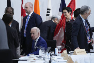 31447_japan_g7_summit_03983 640x420.jpg
