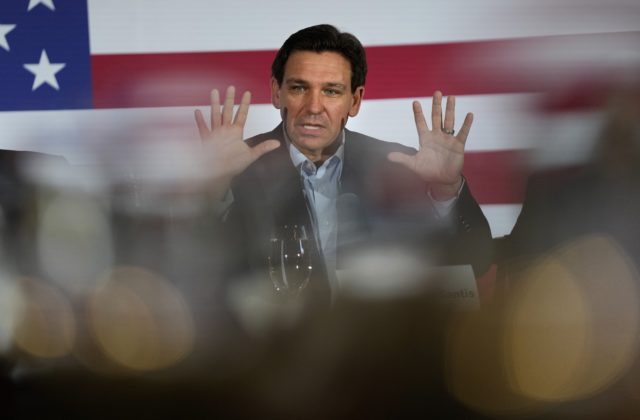 31704_ron desantis 640x420.jpg