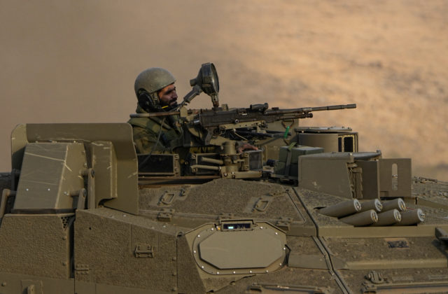 39206_israel_palestinians_lebanon_93155 640x420.jpg