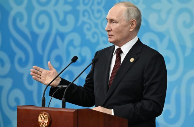 39432_vladimir putin 640x420.jpg