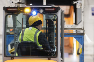 39589_c1a7151 640x420.jpg