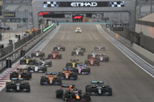 41683_abu_dhabi_f1_gp_auto_racing_00535 bda4e08e55a340cbb5d64f7c7f41282e 640x420.jpg