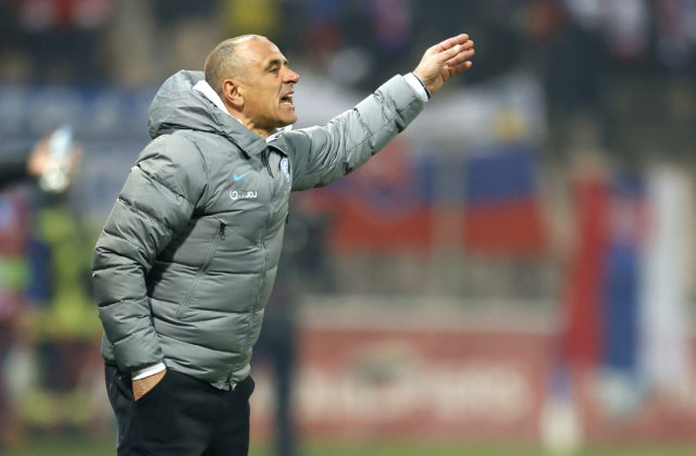 41709_bosnia_and_herzegovina_slovakia_euro_2024_soccer_28430 640x420.jpg