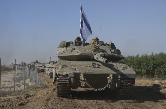 42044_izrael tank 640x420.jpg