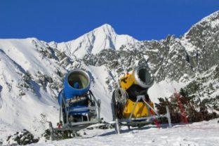 48320_zasnezovanie_tatry 640x420.jpg