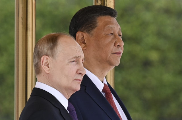 52979_china_russia_39827 640x420.jpg