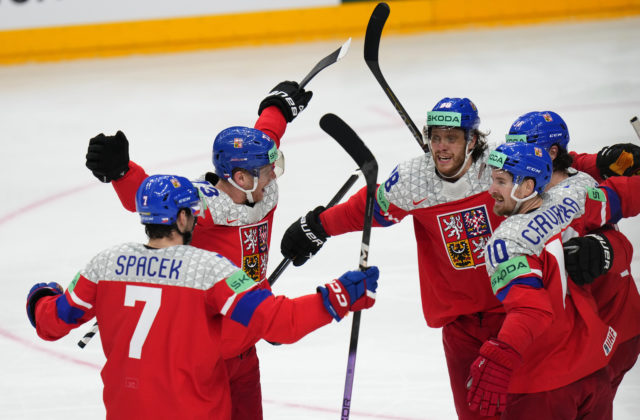 53537_czech_republic_ice_hockey_worlds_38266 640x420.jpg