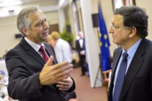 53587_jan figel 640x420.jpg