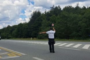 53795_policia 4 640x420.jpg