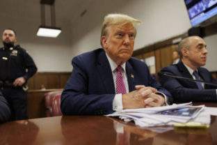 53896_trump_hush_money__49721 640x420.jpg