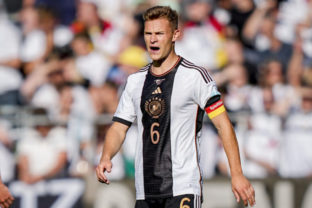 54062_germany_ukraine_soccer_53352 640x420.jpg