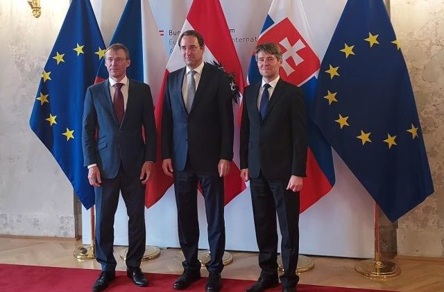 54508_zah 640x420.jpg