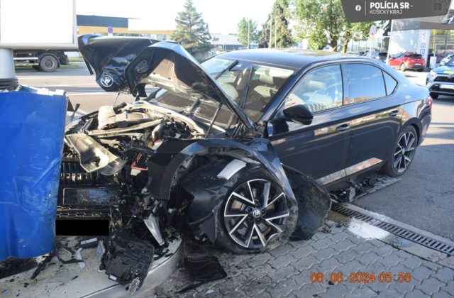 54690_448178977_892071742962908_9064077369149158493_n 640x420.jpg