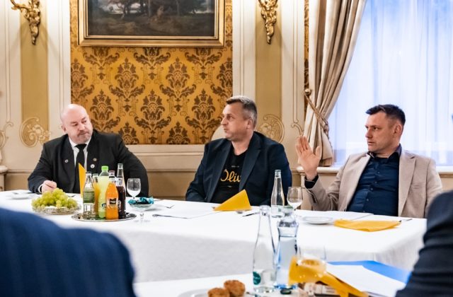 54692_6667065aa8639141241986 640x420.jpg