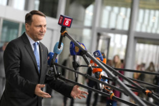 54781_belgium_nato_63802 640x420.jpg