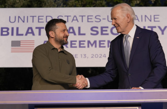 54935_italy_g7_72114 640x420.jpg