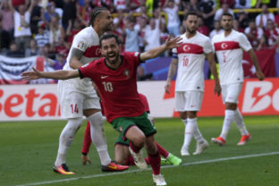 55529_aptopix_euro_2024_soccer_turkey_portugal_45240 640x420.jpg