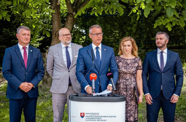 55596_448914325_18406639756075086_1953087498413912447_n 640x420.jpg