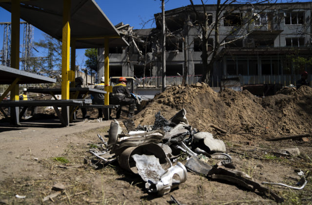 55666_russia_ukraine_war_power_plant_07270 640x420.jpg