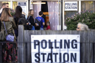 56199_britain_election_93380 640x420.jpg