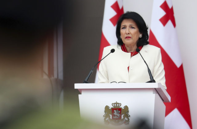 56541_georgia_independence_day_10906 640x420.jpg