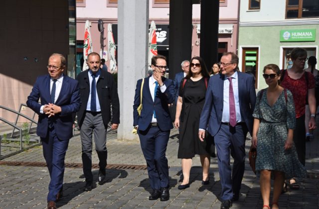 56566_komisia 4 2048x1365 1 640x420.jpg