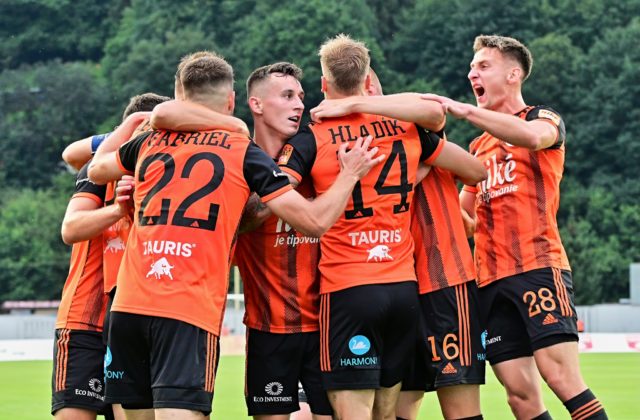 56708_450424354_10211360805053737_5910840367897036923_n 640x420.jpg