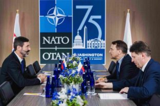 56720_mzv_minister juraj blanar s ministrom zahranicnych veci polska radoslawom sikorskym 640x420.jpg