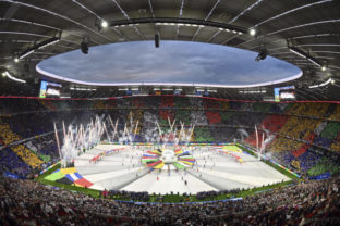 56770_euro_2024_fake_mascot_56401 640x420.jpg