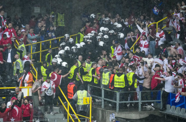 56920_euro_2024_soccer_turkey_georgia_82305 640x420.jpg