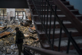 56922_russia_ukraine_war_85579 4a33a844e82842b28f5d2137592aac2a scaled 1 640x420.jpg