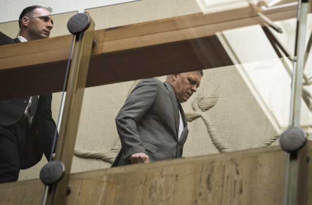 57543_668cf69c54f61383096102 640x420.jpg