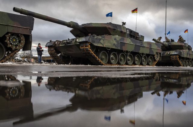 57978_lithuania_armed_forces_day_57033 640x420.jpg