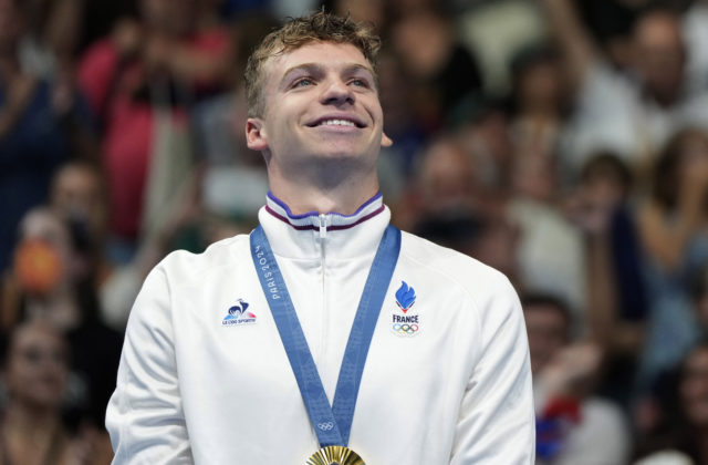 58003_paris_olympics_swimming_46279 640x420.jpg