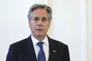 58029_singapore_blinken_80847 640x420.jpg