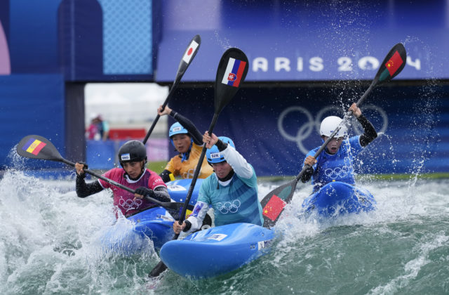 58201_paris_olympics_canoe_slalom_46632 640x420.jpg