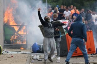 58265_gujre1sbuaax0i4 640x420.jpg